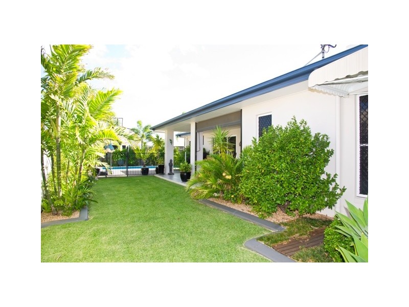 50 Gingham Street, Glenella QLD 4740