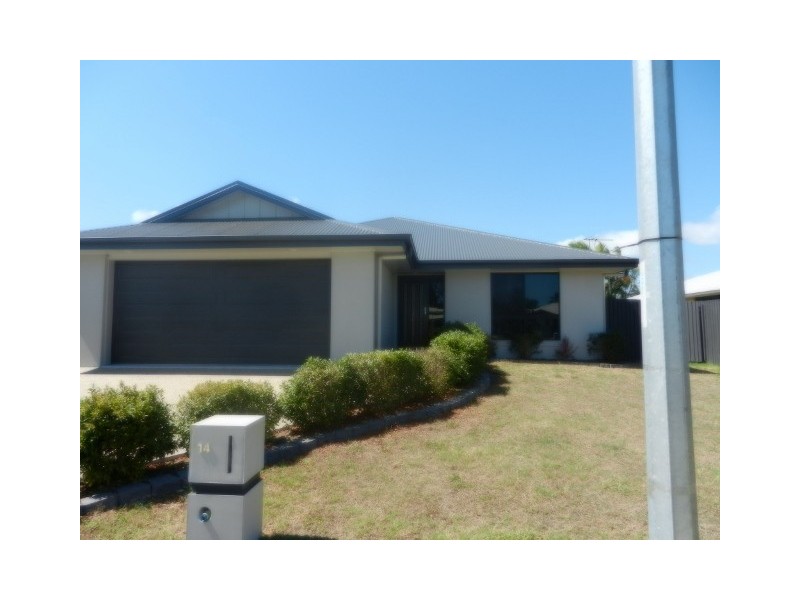 14 HELMSMAN DVE, Shoal Point QLD 4750