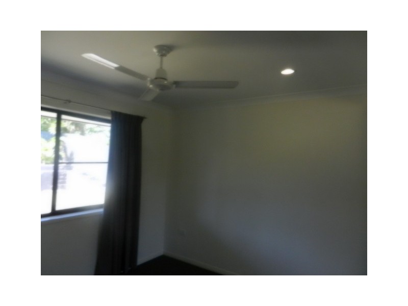 14 HELMSMAN DVE, Shoal Point QLD 4750