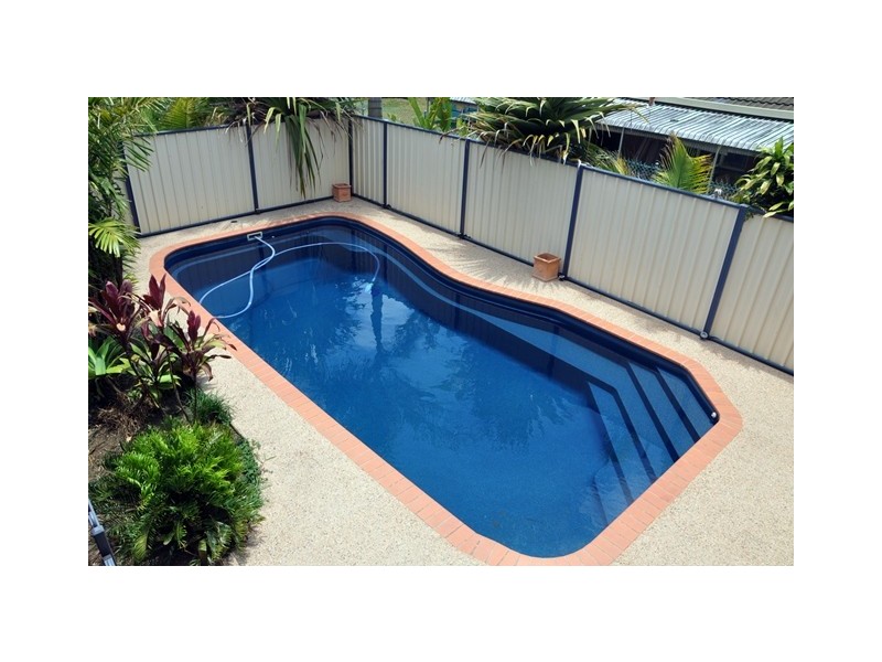 10 Flors Avenue, Mount Pleasant QLD 4740