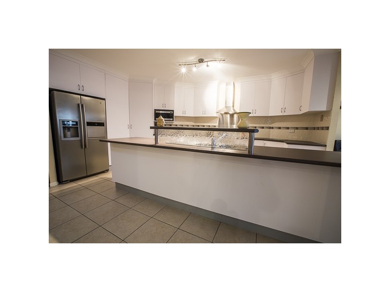 8 Turtle Place, Blacks Beach QLD 4740