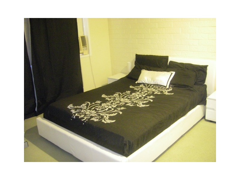 2/90 Milton Street, Mackay QLD 4740