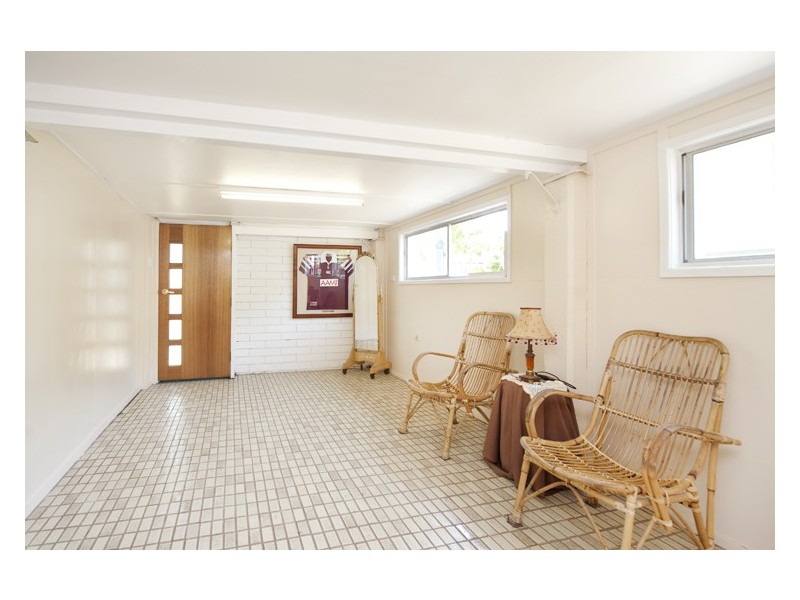 9 Mengel Street, South Mackay QLD 4740