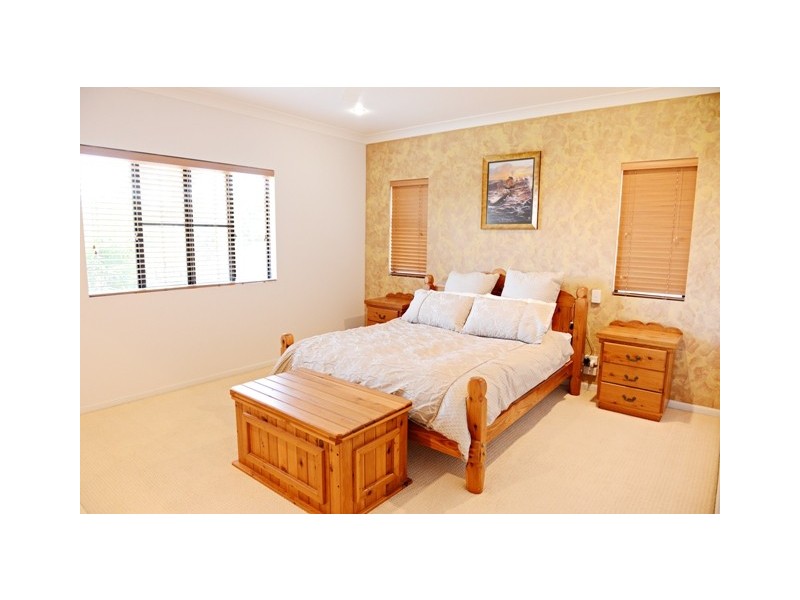 6 Polly Crescent, Richmond QLD 4740