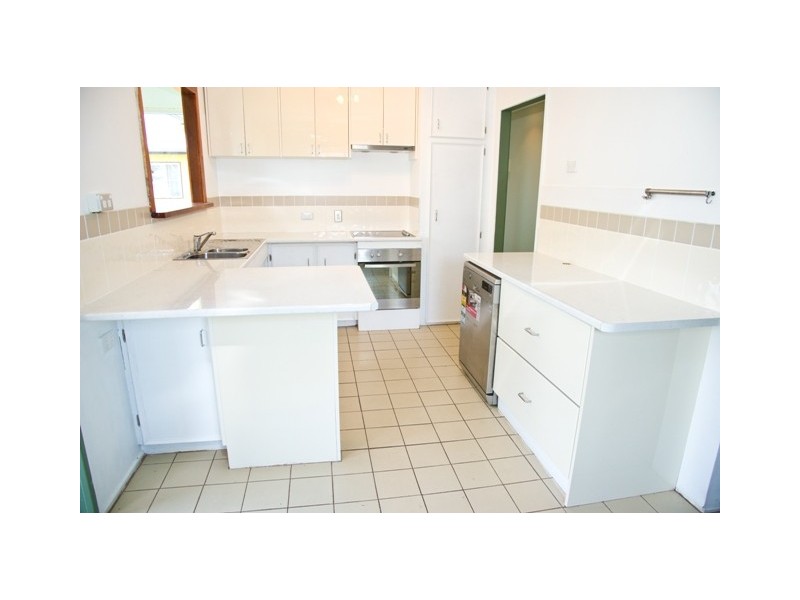 29 Pharlap Parade, Ooralea QLD 4740