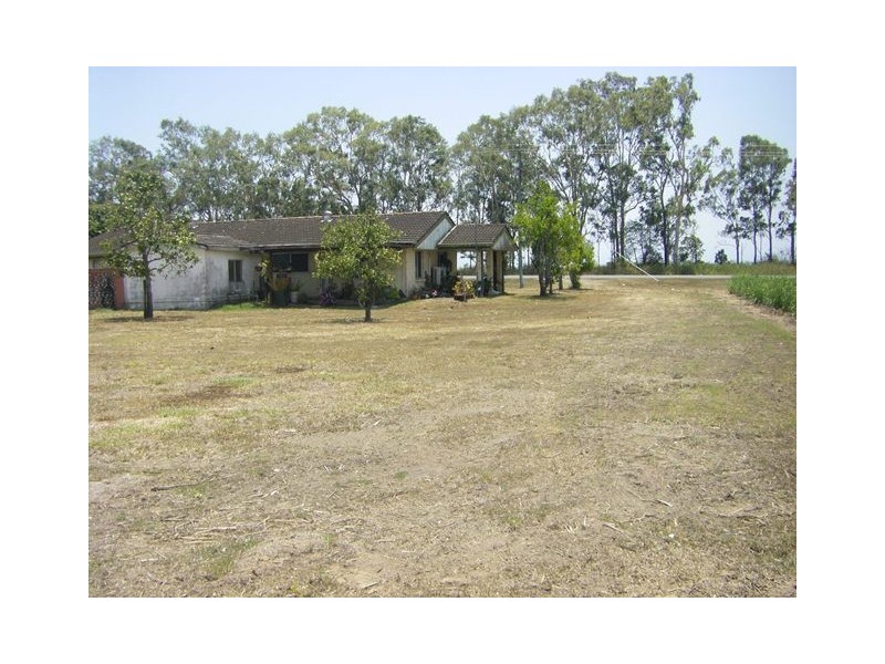 93441 Bruce Highway, Rosella QLD 4740