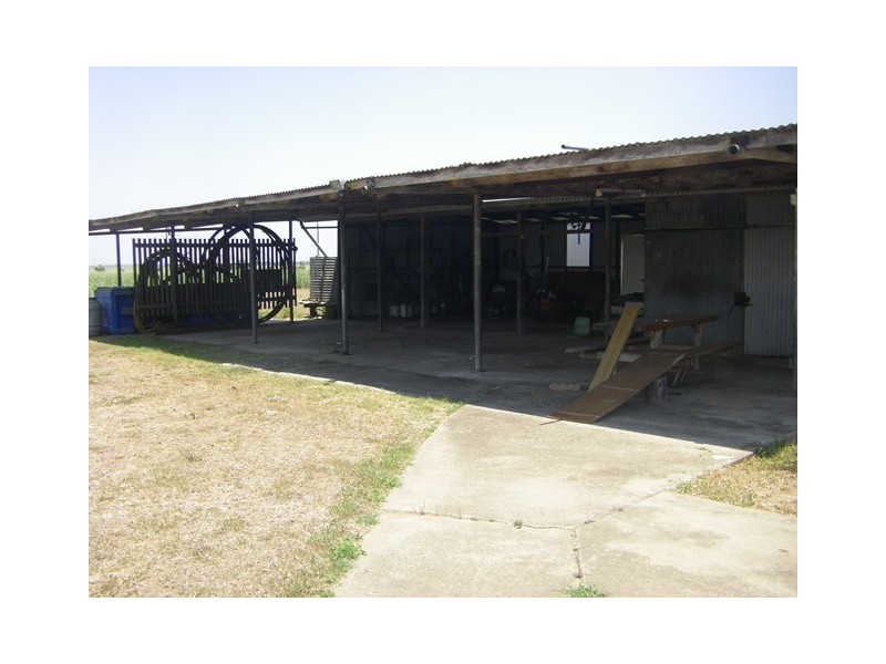 93441 Bruce Highway, Rosella QLD 4740