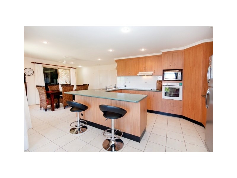 14 Collins Court, Eimeo QLD 4740