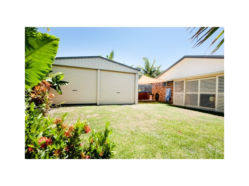 14 Collins Court, Eimeo QLD 4740