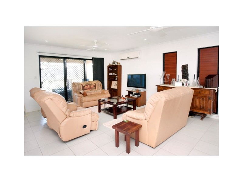 18 Sonoran Street, Rural View QLD 4740