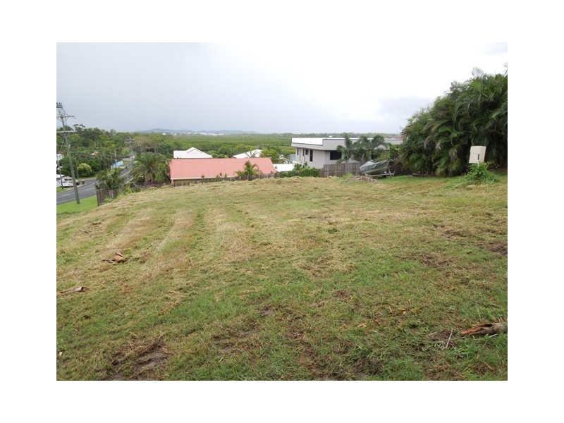 6 Coral Ridge Drive, Eimeo QLD 4740