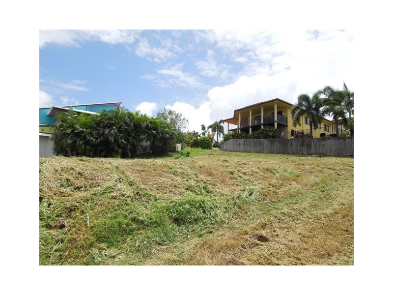 6 Coral Ridge Drive, Eimeo QLD 4740