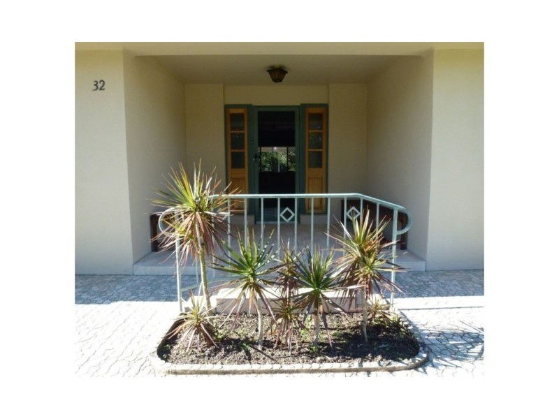 32 Lagoon Street, West Mackay QLD 4740