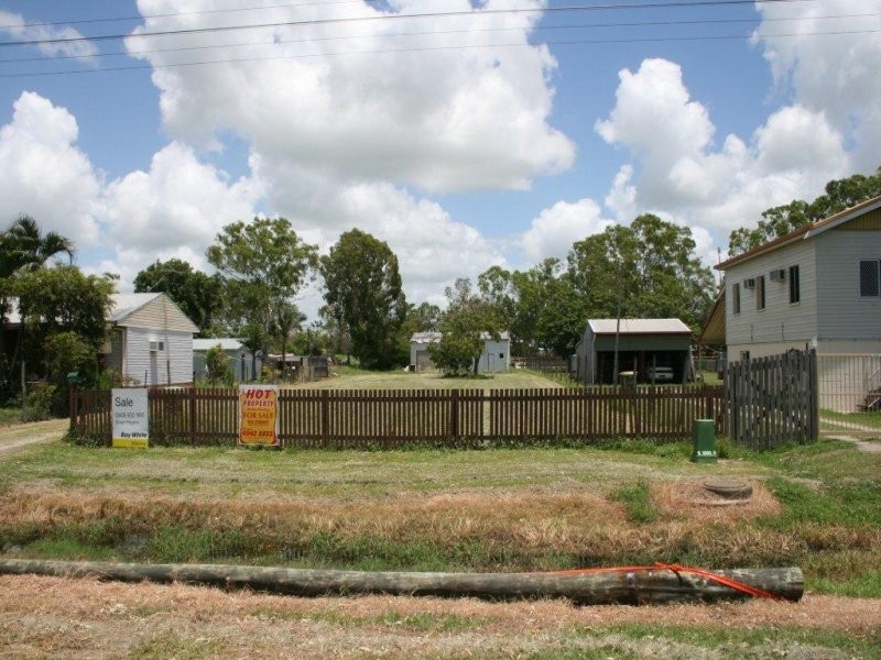 54 MAIN, Bakers Creek QLD 4740