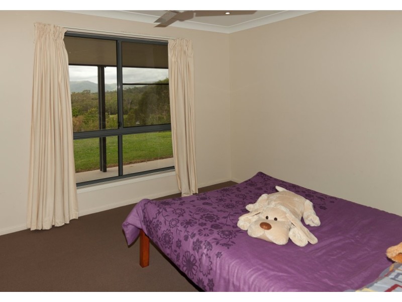 28 Hill Street, Eton QLD 4741