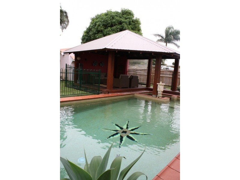 49 Holland Street, West Mackay QLD 4740