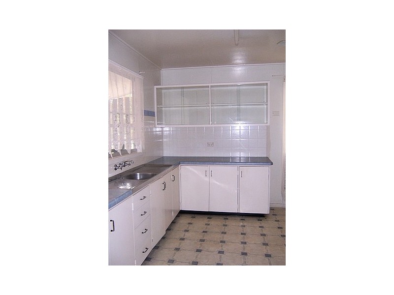 160 Mills Avenue, Moranbah QLD 4744