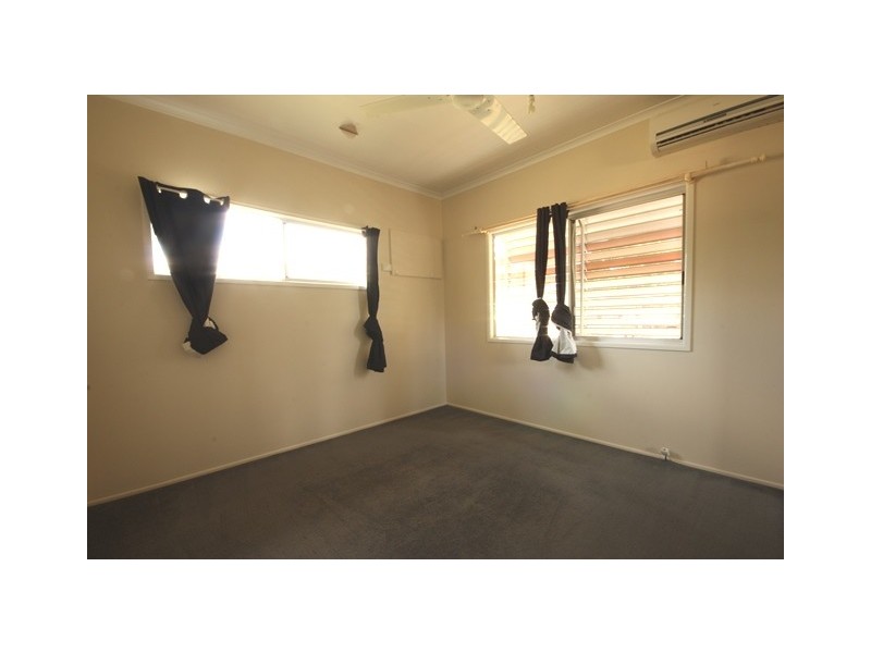 74 McCool Street, Moranbah QLD 4744