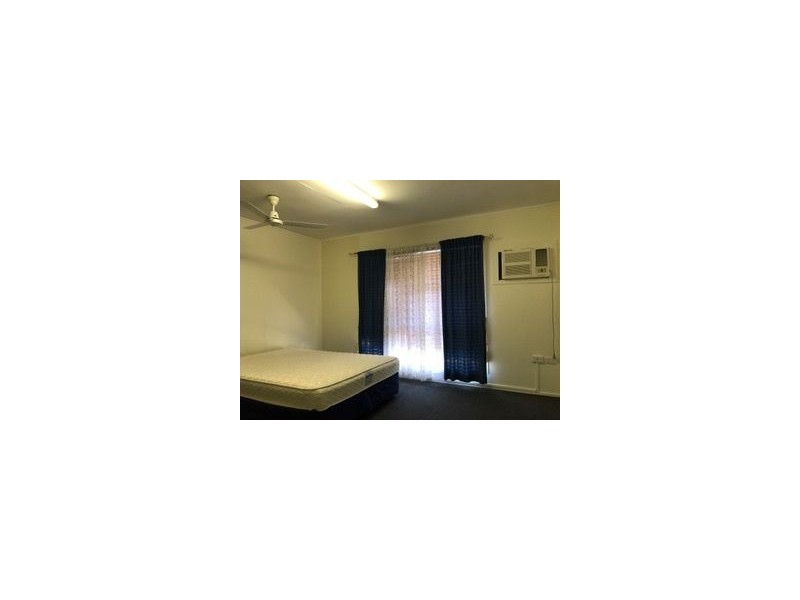 1/11 Lawrence Street, Moranbah QLD 4744