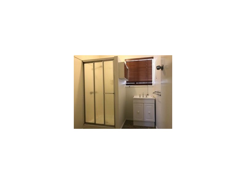 1/11 Lawrence Street, Moranbah QLD 4744