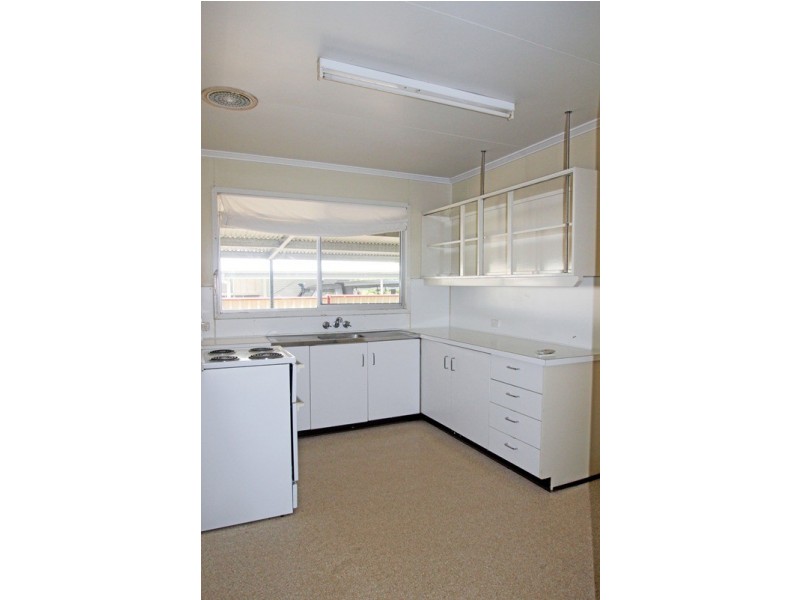 20 Leichhardt Drive, Moranbah QLD 4744