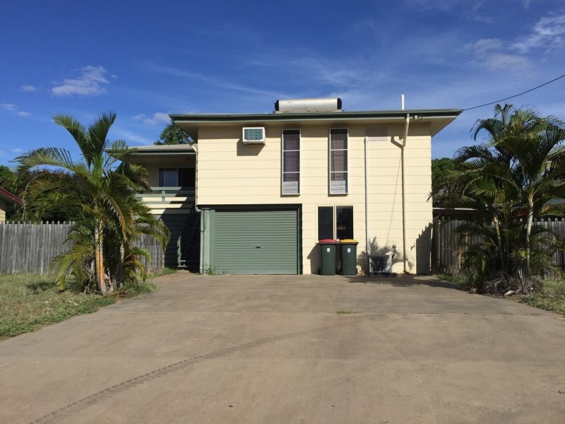 12 Gordon Terrace, Moranbah QLD 4744