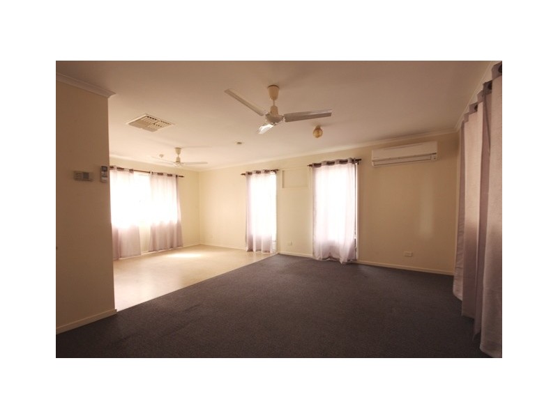 11 Maitland Street, Moranbah QLD 4744