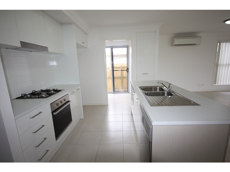 24 Cordia Street, Eimeo QLD 4740