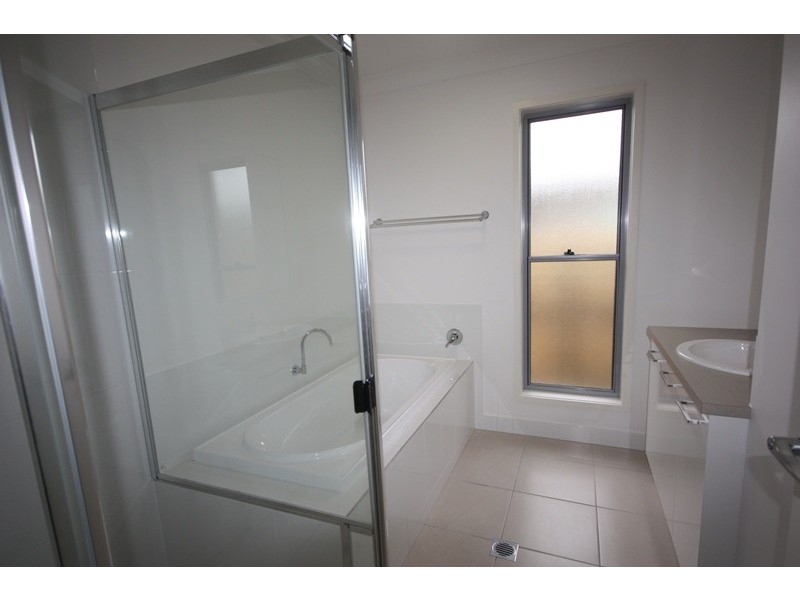24 Cordia Street, Eimeo QLD 4740