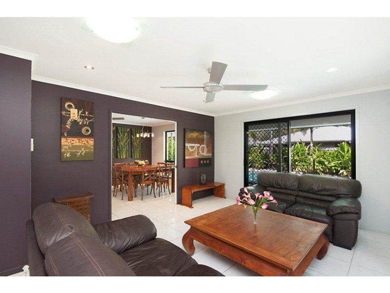 2 Friarbird Avenue, Blacks Beach QLD 4740