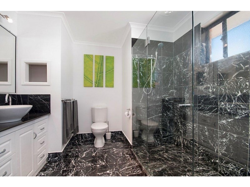 2 Friarbird Avenue, Blacks Beach QLD 4740