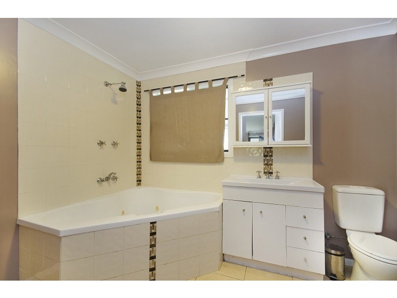 5 Nightingale Court, Slade Point QLD 4740