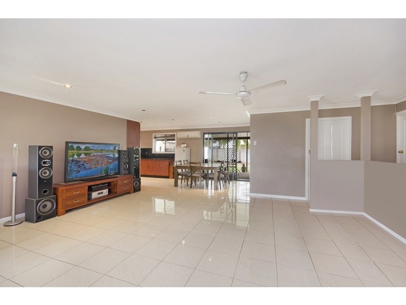 5 Nightingale Court, Slade Point QLD 4740
