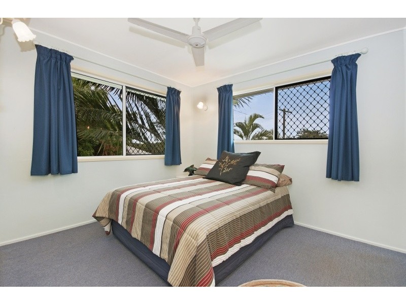 24 Lindeman Avenue, Slade Point QLD 4740