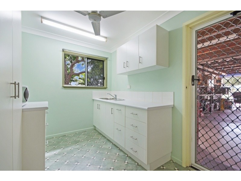 24 Lindeman Avenue, Slade Point QLD 4740