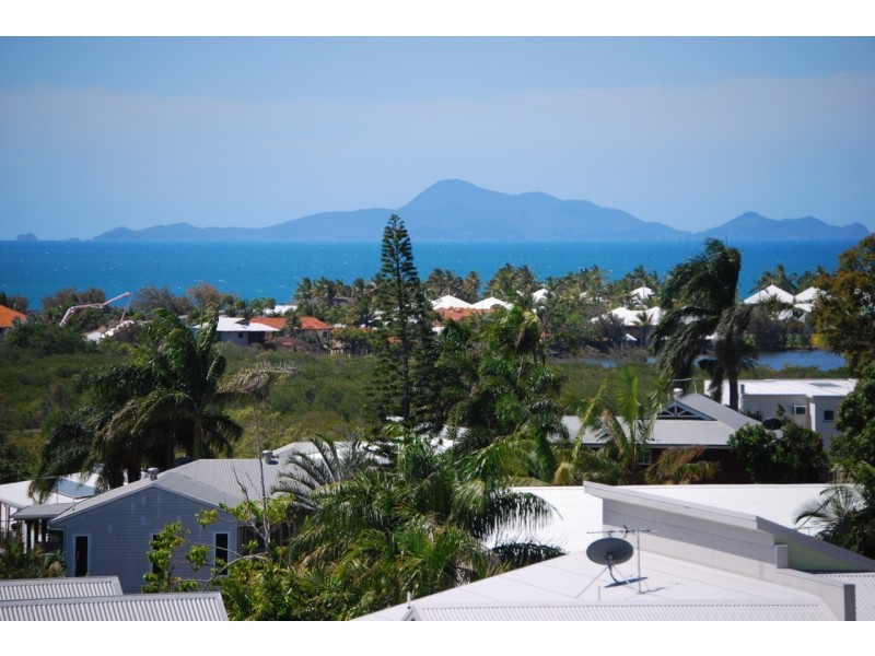 27 Sailaway Drive, Eimeo QLD 4740