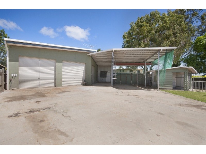 5 Carl Murray Drive, Beaconsfield QLD 4740