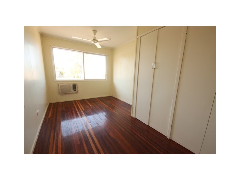 2 Crawford Street, Dysart QLD 4745