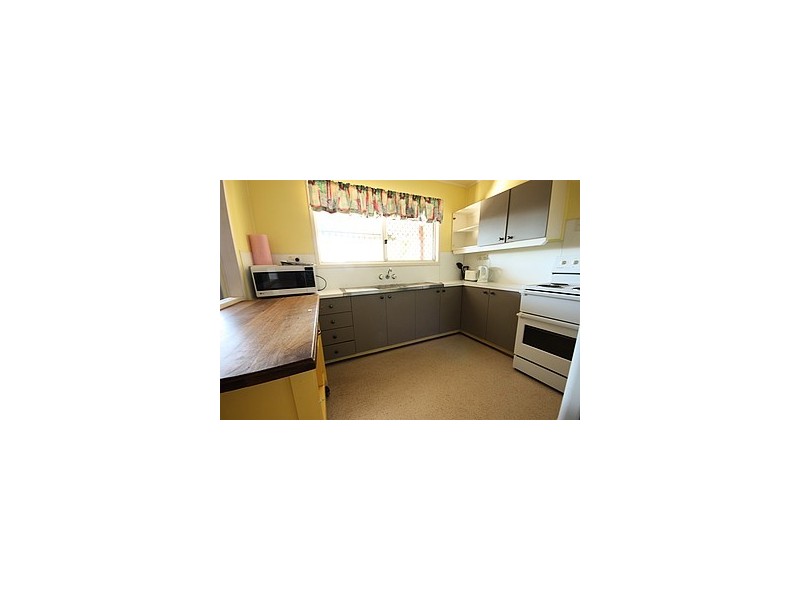 23 Spring Street, Dysart QLD 4745