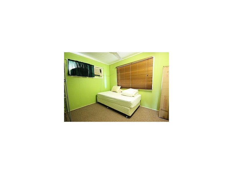 23 Spring Street, Dysart QLD 4745