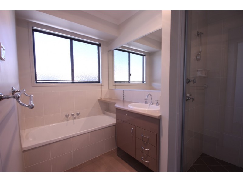 47 Lambert Drive, Moranbah QLD 4744