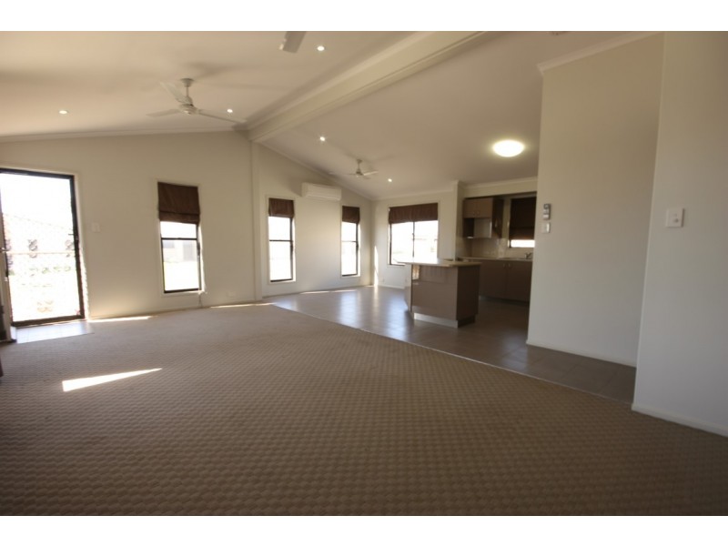 47 Lambert Drive, Moranbah QLD 4744