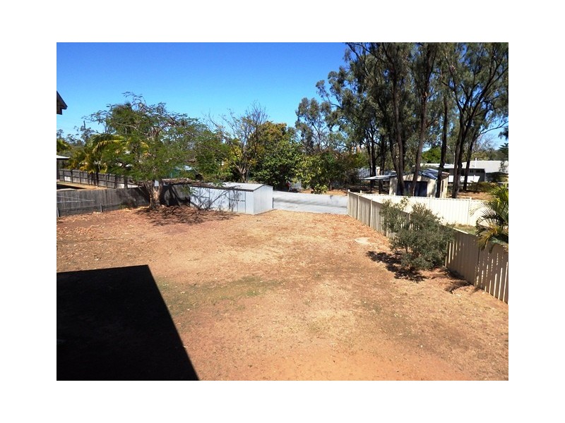 10 Fraser Court, Dysart QLD 4745