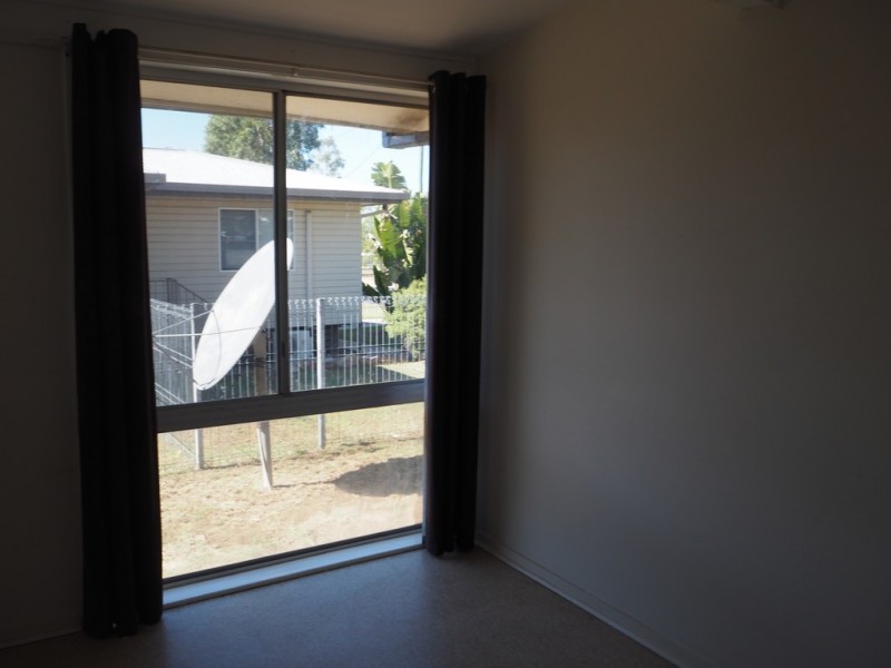 24 Crawford Street, Dysart QLD 4745