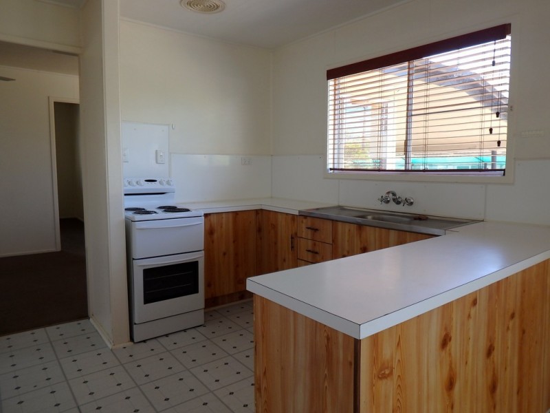 8 Brennan Street, Dysart QLD 4745