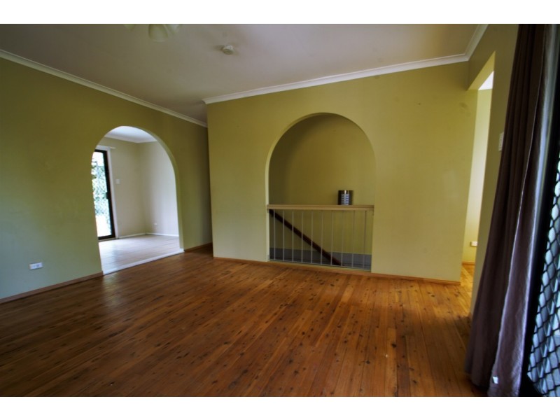 23 Logan Reserve Rd, Waterford West QLD 4133