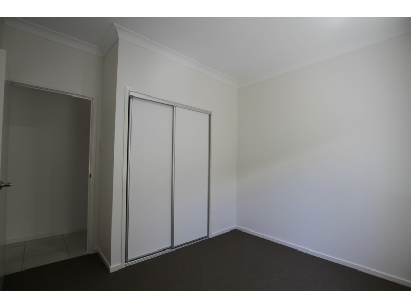33 Mt Mee Street, Park Ridge QLD 4125
