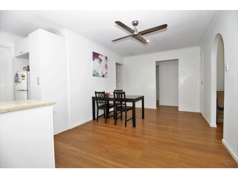 2 Bursaria street, Crestmead QLD 4132