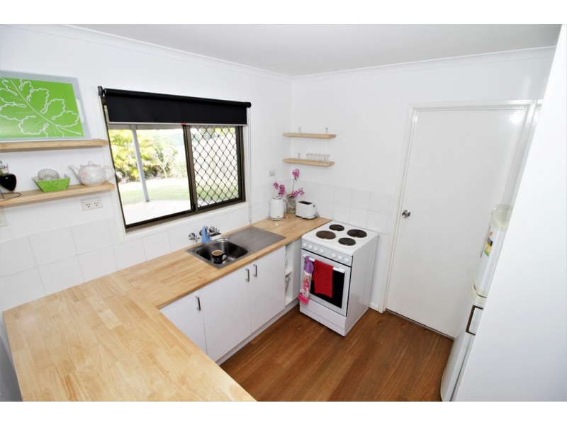 2 Bursaria street, Crestmead QLD 4132