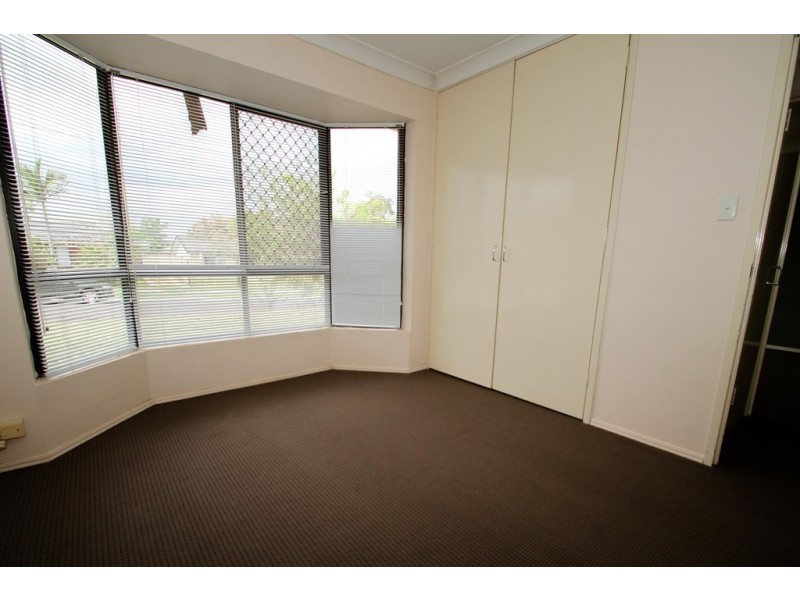 39 Ironwood St, Crestmead QLD 4132